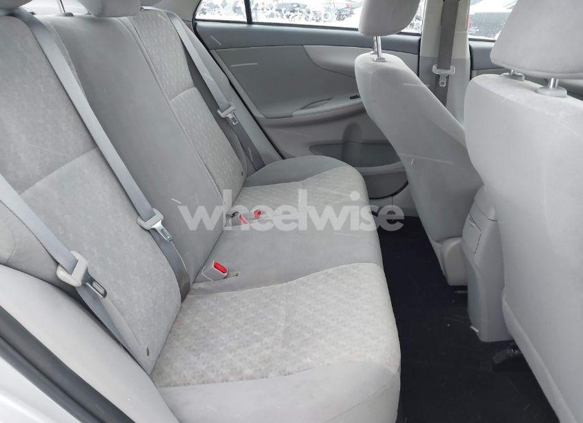 Photo 8 of 2009 Toyota Corolla LE (VIN 1NXBU40EX9Z163949)