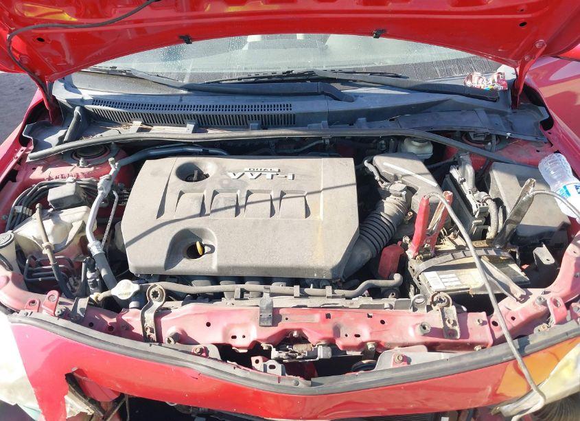 Photo 10 of 2010 Toyota Corolla LE (VIN 1NXBU4EE0AZ165996)