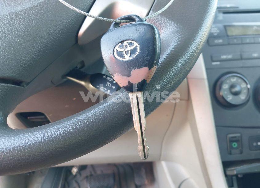 Photo 11 of 2010 Toyota Corolla LE (VIN 1NXBU4EE0AZ213142)