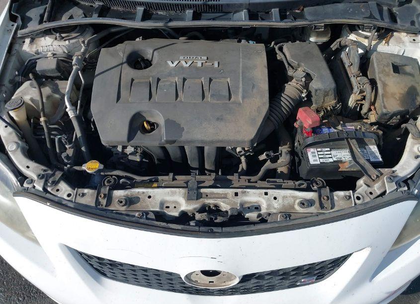 Photo 10 of 2010 Toyota Corolla S (VIN 1NXBU4EE0AZ217823)