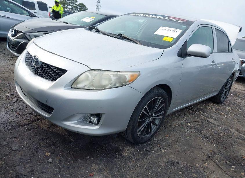 Photo 2 of 2010 Toyota Corolla LE (VIN 1NXBU4EE0AZ235139)