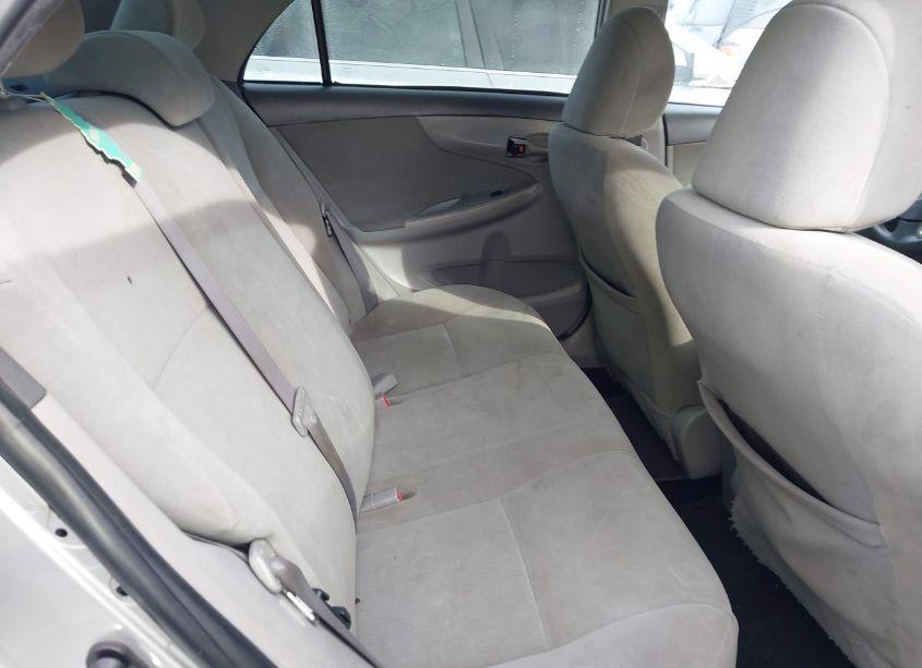 Photo 8 of 2010 Toyota Corolla LE (VIN 1NXBU4EE0AZ235139)