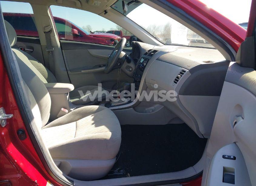 Photo 5 of 2010 Toyota Corolla LE (VIN 1NXBU4EE0AZ248702)