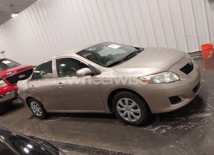 Photo 13 of 2010 Toyota Corolla LE (VIN 1NXBU4EE0AZ271333)