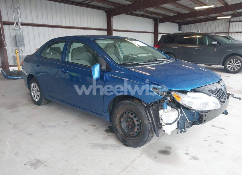 2010 Toyota Corolla LE (VIN 1NXBU4EE0AZ285538) main photo