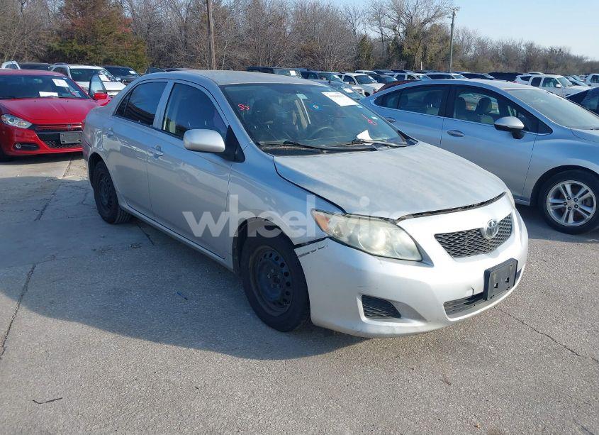 2010 Toyota Corolla LE (VIN 1NXBU4EE0AZ294515) main photo