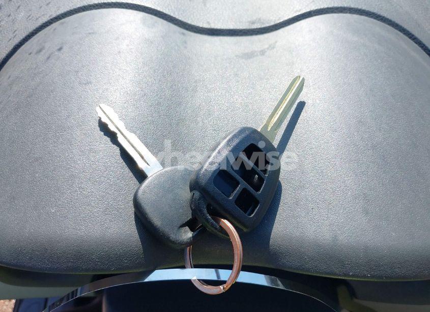 Photo 11 of 2010 Toyota Corolla LE (VIN 1NXBU4EE0AZ305870)