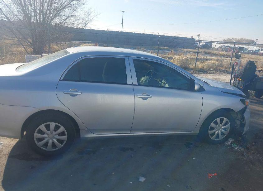 Photo 13 of 2010 Toyota Corolla LE (VIN 1NXBU4EE0AZ308428)
