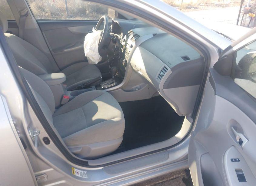 Photo 5 of 2010 Toyota Corolla LE (VIN 1NXBU4EE0AZ308428)