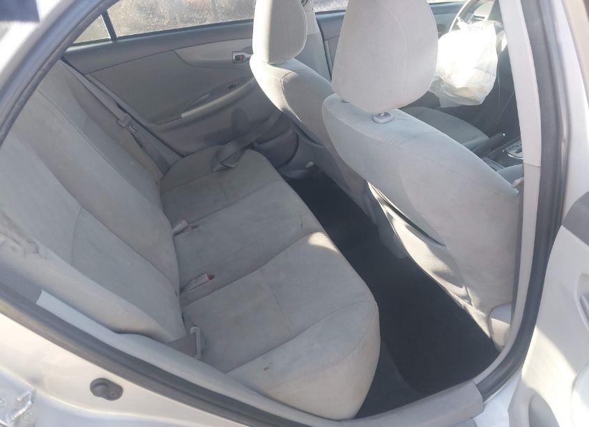 Photo 8 of 2010 Toyota Corolla LE (VIN 1NXBU4EE0AZ308428)