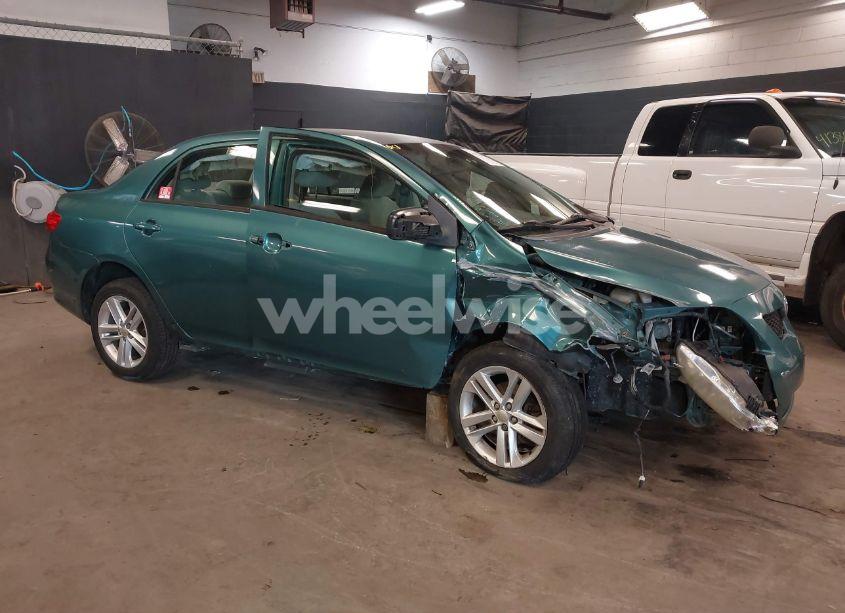 2010 Toyota Corolla LE (VIN 1NXBU4EE0AZ330462) main photo