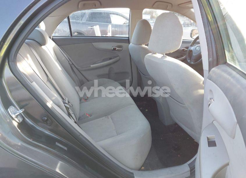 Photo 8 of 2010 Toyota Corolla LE (VIN 1NXBU4EE0AZ331403)