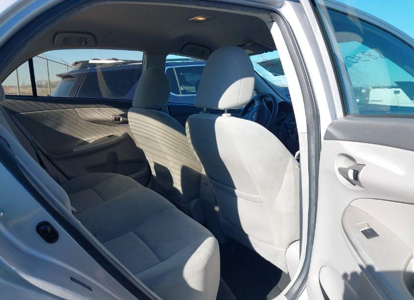 Photo 8 of 2010 Toyota Corolla LE (VIN 1NXBU4EE0AZ343776)