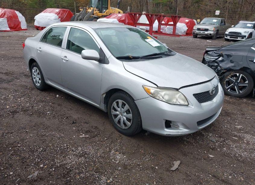 2010 Toyota Corolla LE (VIN 1NXBU4EE0AZ357371) main photo