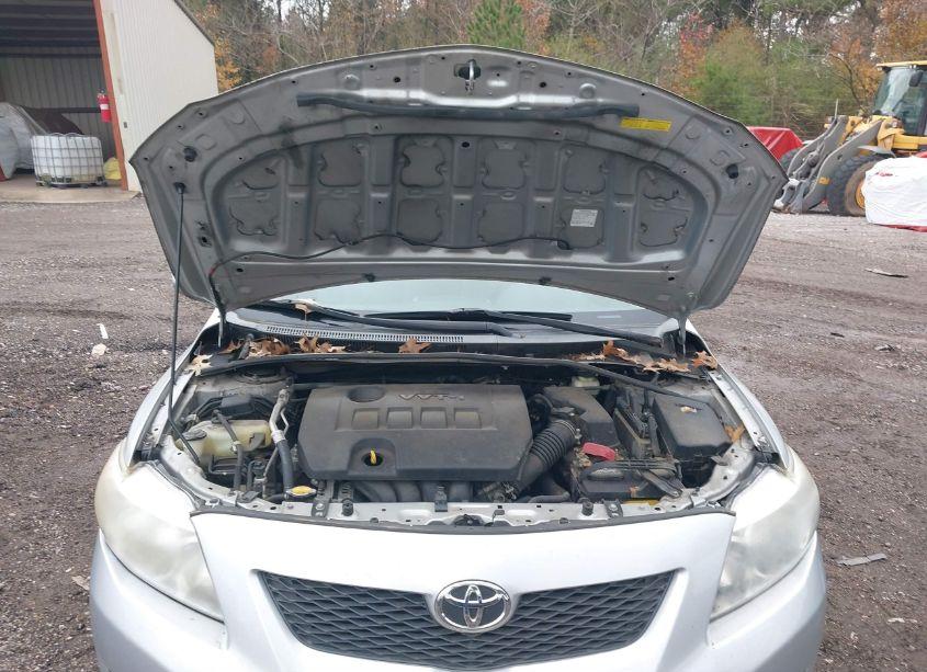 Photo 10 of 2010 Toyota Corolla LE (VIN 1NXBU4EE0AZ357371)