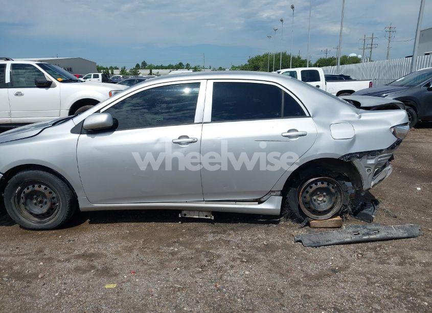 Photo 14 of 2010 Toyota Corolla LE (VIN 1NXBU4EE0AZ382268)