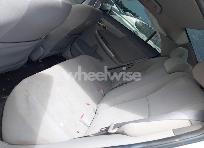 Photo 8 of 2010 Toyota Corolla LE (VIN 1NXBU4EE0AZ382268)