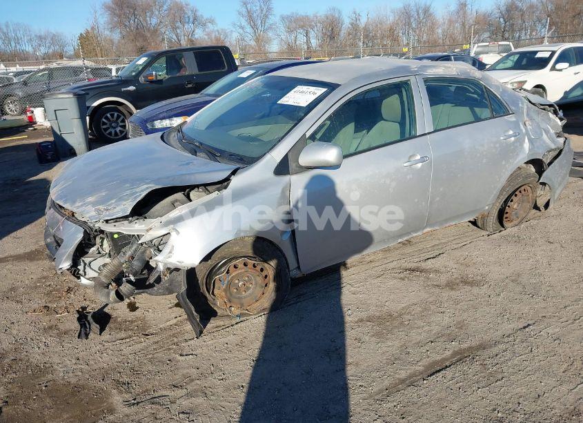 Photo 2 of 2010 Toyota Corolla LE (VIN 1NXBU4EE1AZ168017)