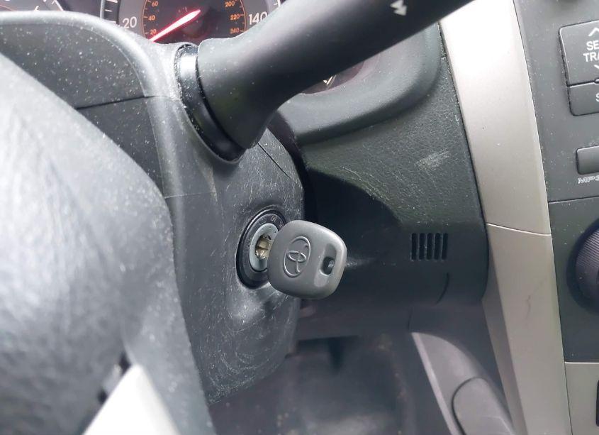 Photo 11 of 2010 Toyota Corolla S (VIN 1NXBU4EE1AZ176294)