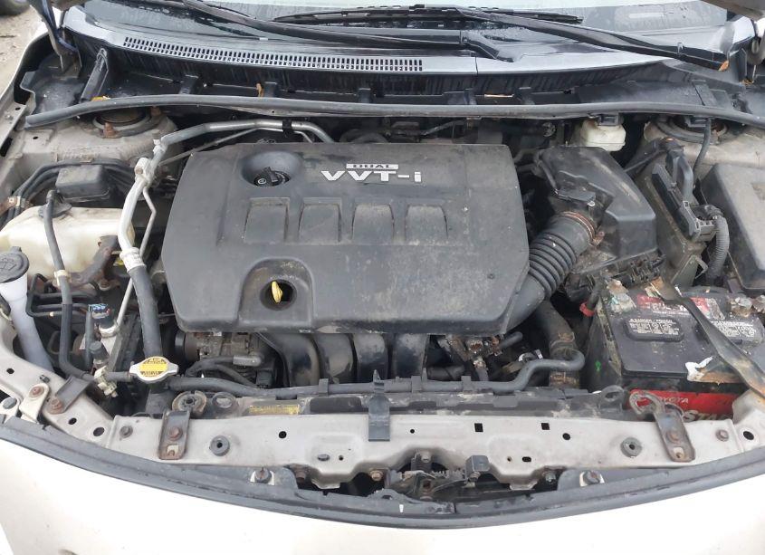 Photo 10 of 2010 Toyota Corolla LE (VIN 1NXBU4EE1AZ182144)