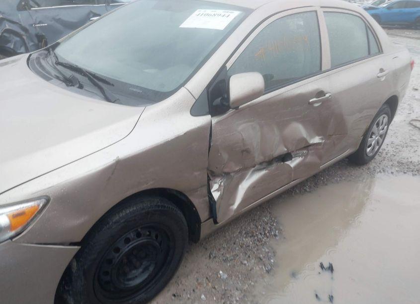 Photo 6 of 2010 Toyota Corolla LE (VIN 1NXBU4EE1AZ182144)