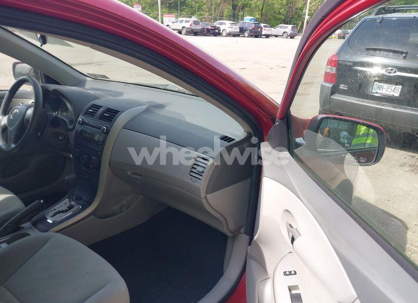 Photo 5 of 2010 Toyota Corolla LE/S/XLE (VIN 1NXBU4EE1AZ186145)