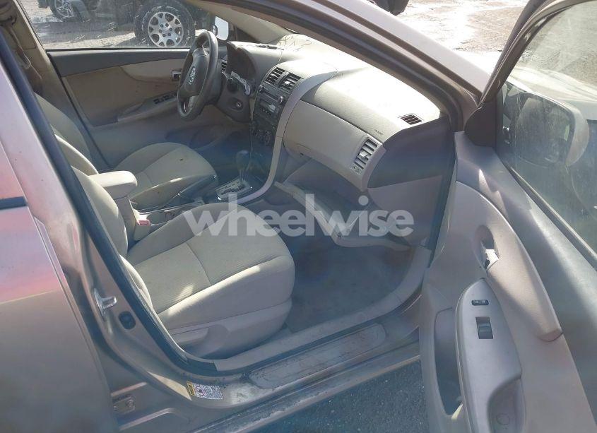 Photo 5 of 2010 Toyota Corolla LE (VIN 1NXBU4EE1AZ187585)