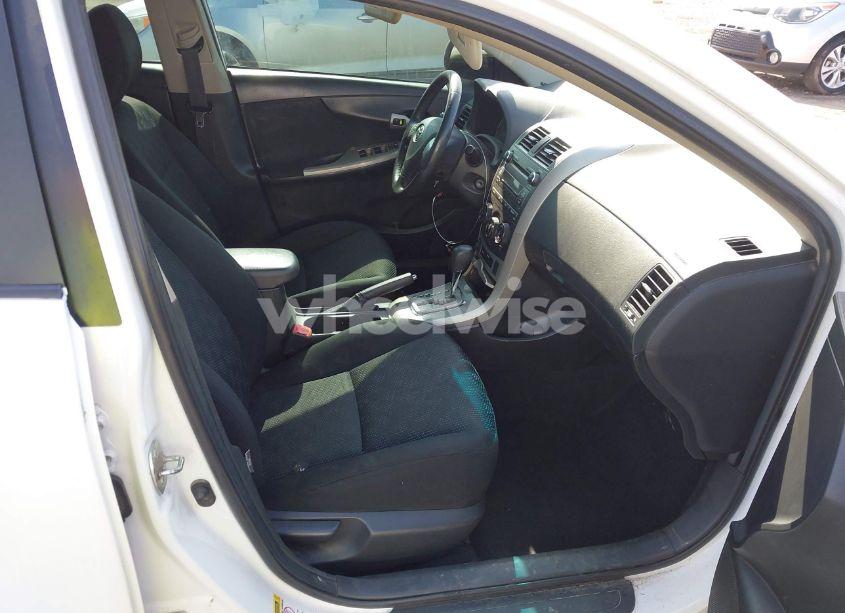 Photo 5 of 2010 Toyota Corolla S (VIN 1NXBU4EE1AZ197839)