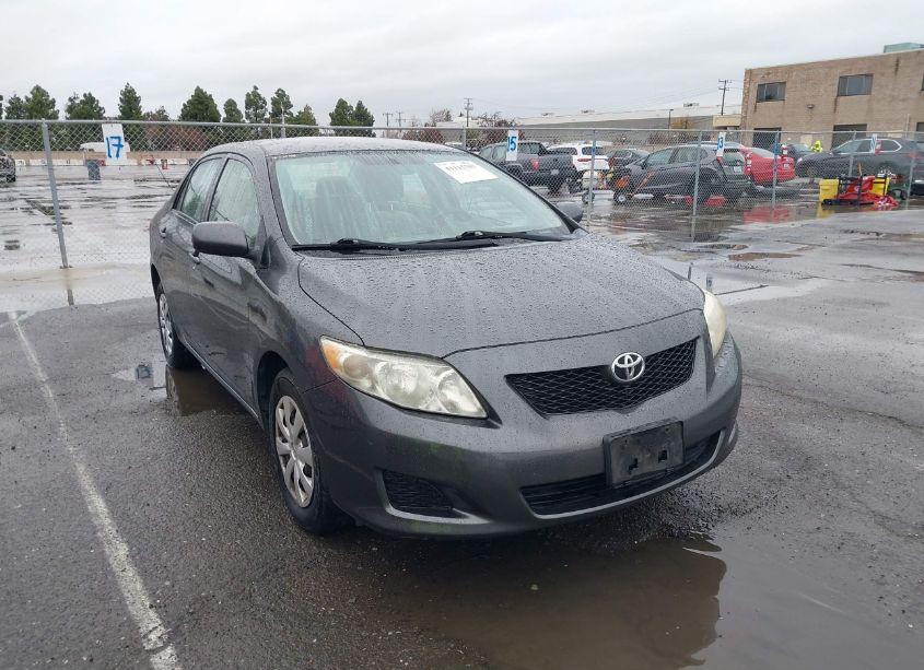 2010 Toyota Corolla LE (VIN 1NXBU4EE1AZ212047) main photo
