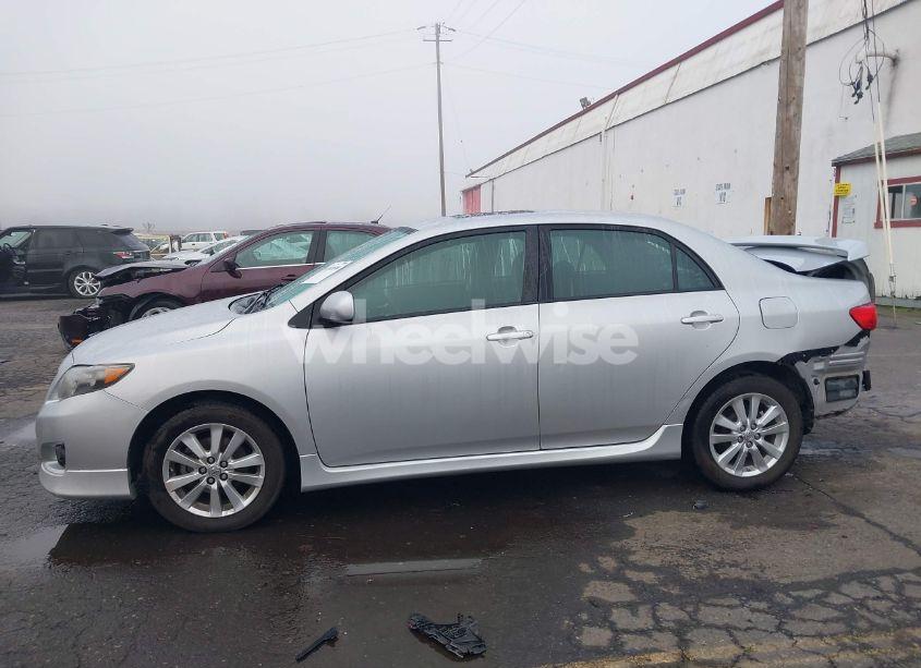 Photo 14 of 2010 Toyota Corolla S (VIN 1NXBU4EE1AZ252693)