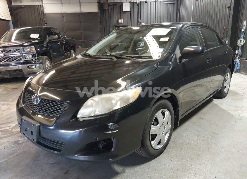 Photo 2 of 2010 Toyota Corolla LE (VIN 1NXBU4EE1AZ261989)