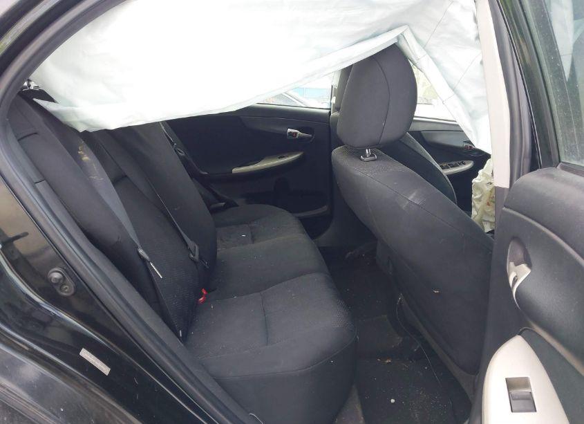 Photo 8 of 2010 Toyota Corolla S (VIN 1NXBU4EE1AZ267985)