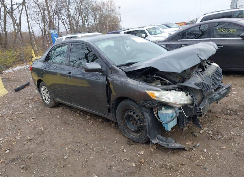 2010 Toyota Corolla LE (VIN 1NXBU4EE1AZ279943) main photo