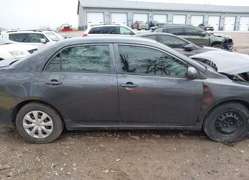 Photo 14 of 2010 Toyota Corolla LE (VIN 1NXBU4EE1AZ279943)