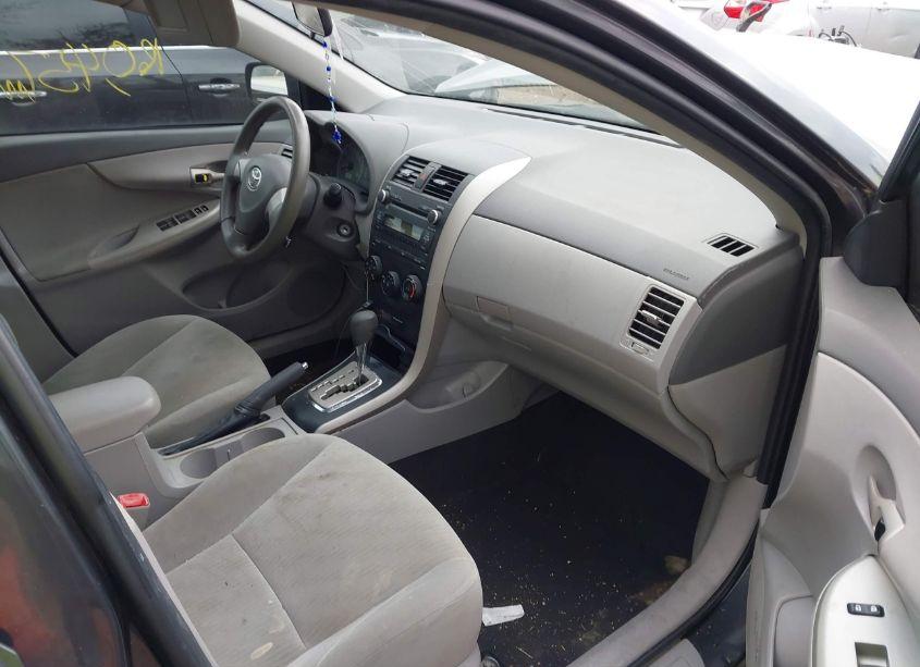 Photo 5 of 2010 Toyota Corolla LE (VIN 1NXBU4EE1AZ279943)