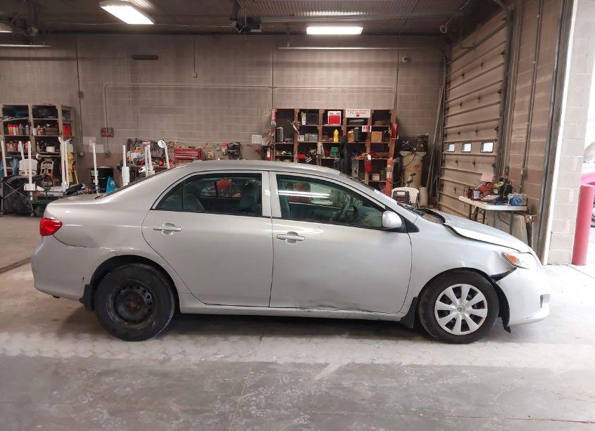 Photo 14 of 2010 Toyota Corolla LE (VIN 1NXBU4EE1AZ282535)