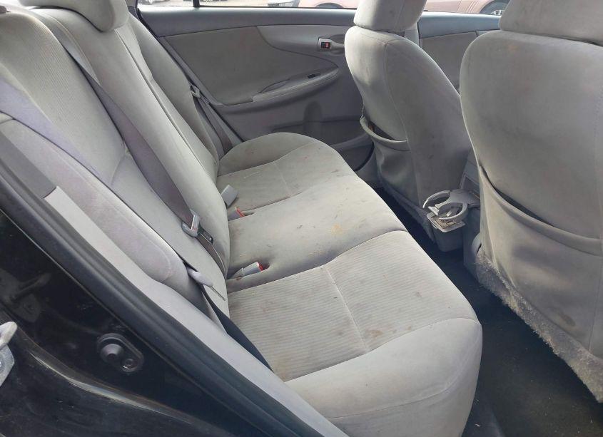 Photo 8 of 2010 Toyota Corolla LE (VIN 1NXBU4EE1AZ297097)