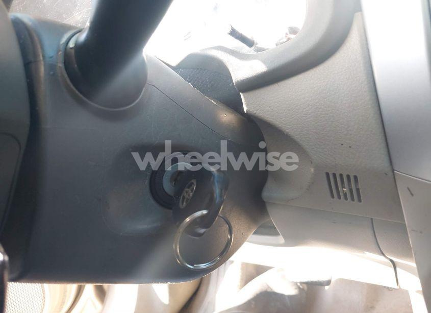 Photo 11 of 2010 Toyota Corolla LE (VIN 1NXBU4EE1AZ299819)