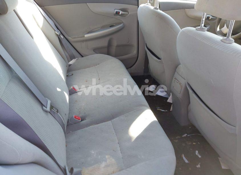 Photo 8 of 2010 Toyota Corolla LE (VIN 1NXBU4EE1AZ313458)