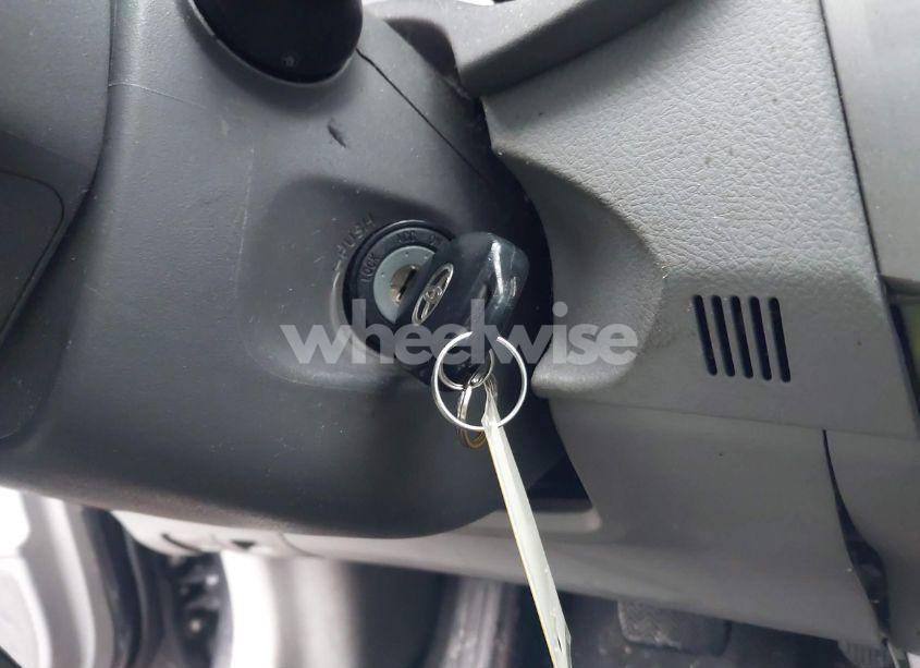 Photo 11 of 2010 Toyota Corolla LE (VIN 1NXBU4EE1AZ322435)