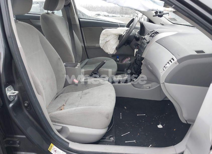 Photo 5 of 2010 Toyota Corolla LE (VIN 1NXBU4EE1AZ322435)