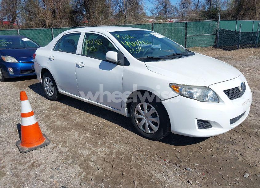 2010 Toyota Corolla LE (VIN 1NXBU4EE1AZ329000) main photo
