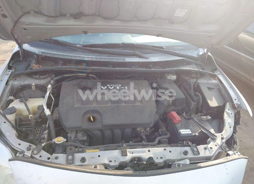 Photo 10 of 2010 Toyota Corolla LE (VIN 1NXBU4EE1AZ329286)