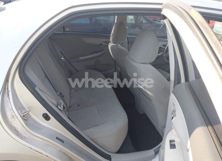 Photo 8 of 2010 Toyota Corolla LE (VIN 1NXBU4EE1AZ329286)