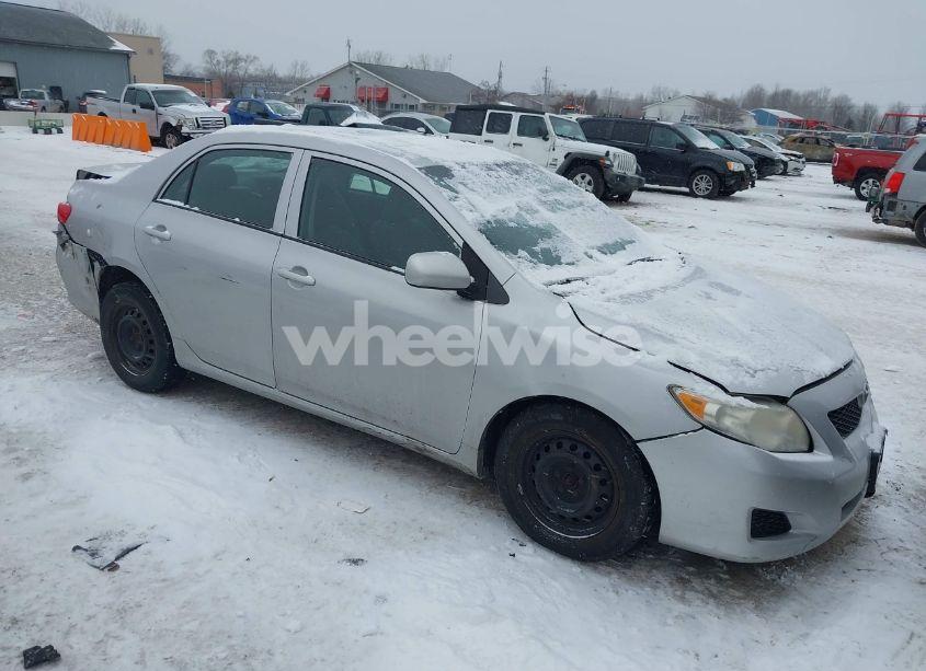 2010 Toyota Corolla LE (VIN 1NXBU4EE1AZ337131) main photo