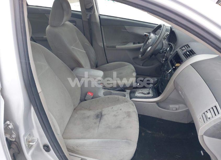 Photo 5 of 2010 Toyota Corolla LE (VIN 1NXBU4EE1AZ337131)