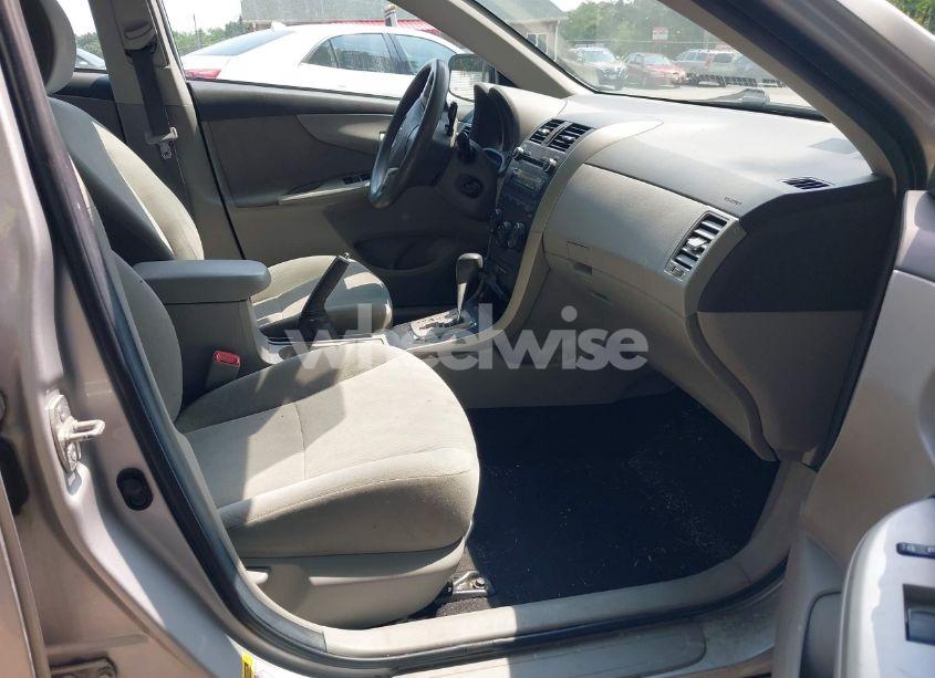 Photo 5 of 2010 Toyota Corolla LE (VIN 1NXBU4EE1AZ359176)