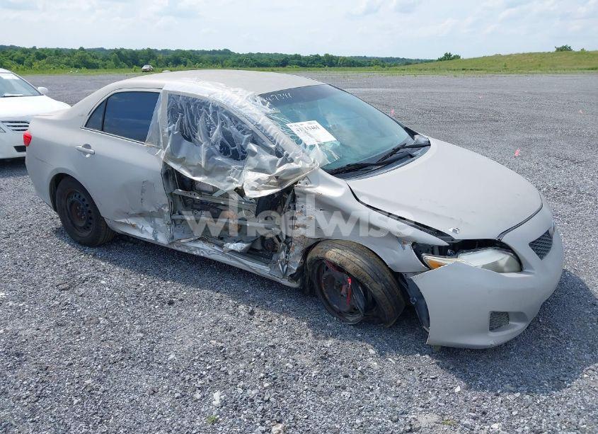 2010 Toyota Corolla LE (VIN 1NXBU4EE1AZ372249) main photo