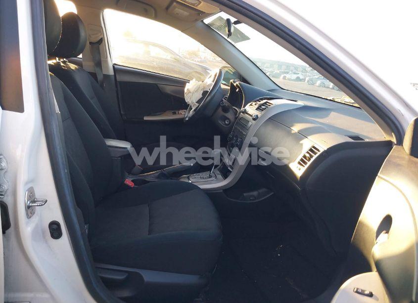 Photo 5 of 2010 Toyota Corolla S (VIN 1NXBU4EE1AZ375569)