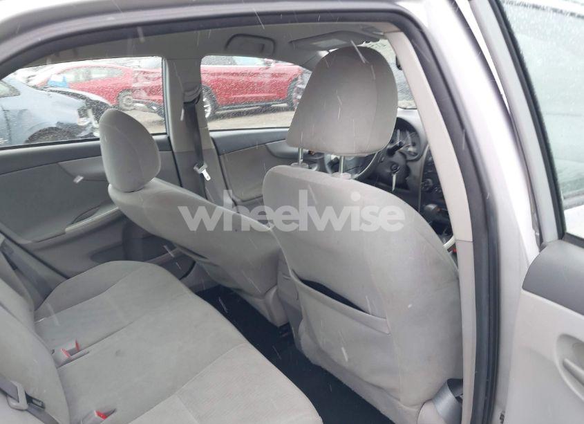 Photo 8 of 2010 Toyota Corolla LE (VIN 1NXBU4EE1AZ383932)